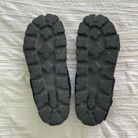 Prada CALZATURE DONNA padded crossover strap flat sandals | black | size EU 39.5 - Picture 8 of 11